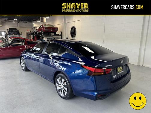 Deep Blue Pearl 2020 Nissan Altima S FWD