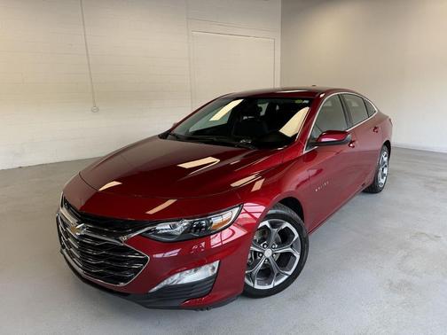 2022 Chevrolet Malibu FWD LT