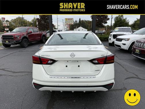 2022 Nissan Altima 2.5 SV