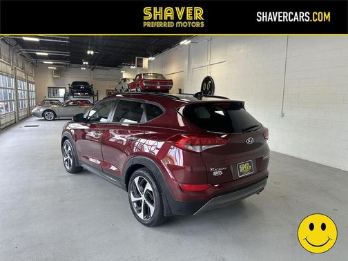 Ruby Wine 2016 Hyundai TUCSON Limited