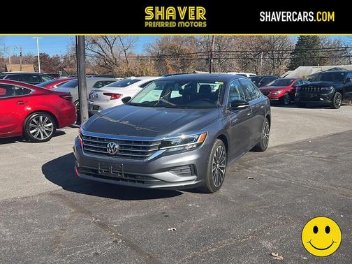 2022 Volkswagen Passat 2.0T Limited Edition