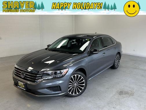 2022 Volkswagen Passat 2.0T Limited Edition