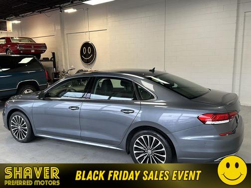 2022 Volkswagen Passat 2.0T Limited Edition