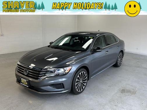 2022 Volkswagen Passat 2.0T Limited Edition