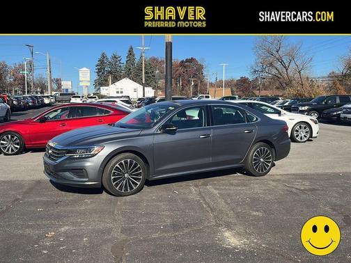 2022 Volkswagen Passat 2.0T Limited Edition