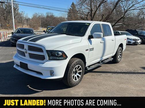 2016 RAM 1500 Sport