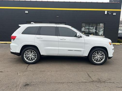 2018 Jeep Grand Cherokee Summit