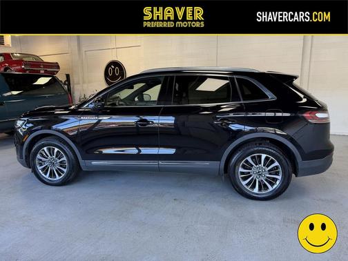 2019 Lincoln Nautilus Select