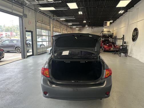 Magnetic Gray Metallic 2010 Toyota Corolla LE