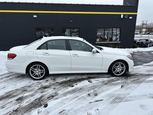 2014 Mercedes-Benz E-Class 4MATIC