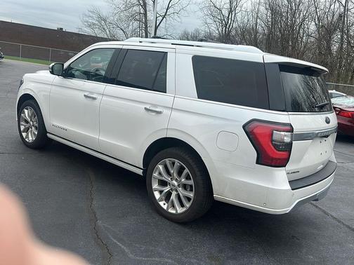 White Platinum Metallic Tri-Coat 2018 Ford Expedition Platinum