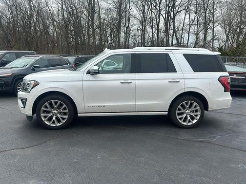 White Platinum Metallic Tri-Coat 2018 Ford Expedition Platinum
