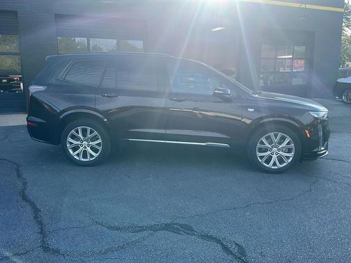 Garnet Metallic 2020 Cadillac XT6 Sport AWD