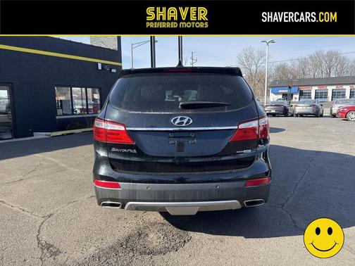 2016 Hyundai SANTA FE SE