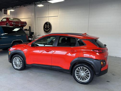 2020 Hyundai KONA SEL Plus