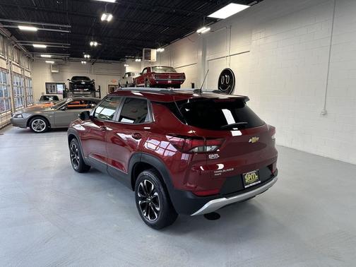 Crimson Metallic 2022 Chevrolet Trailblazer LT