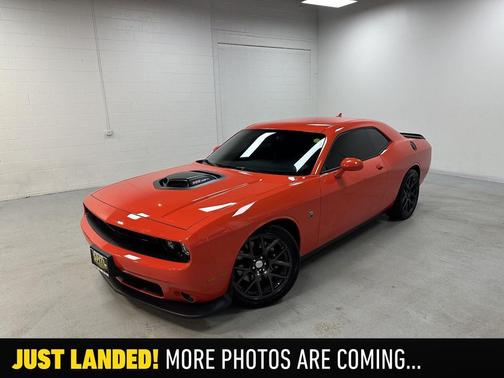 2016 Dodge Challenger R/T Scat Pack