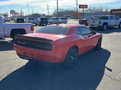 2016 Dodge Challenger R/T Scat Pack
