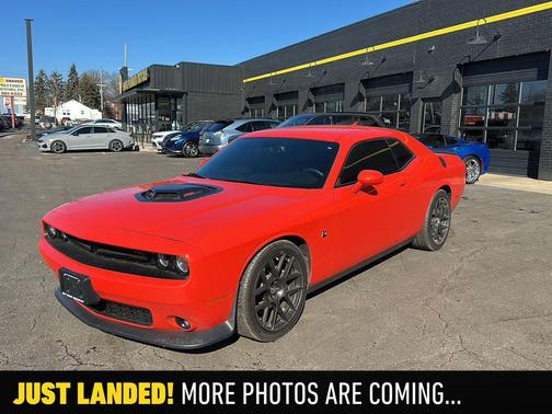 2016 Dodge Challenger R/T Scat Pack