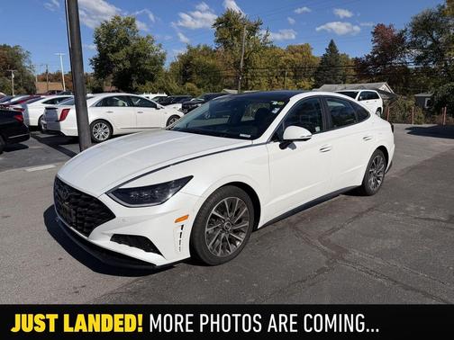 2022 Hyundai SONATA Limited