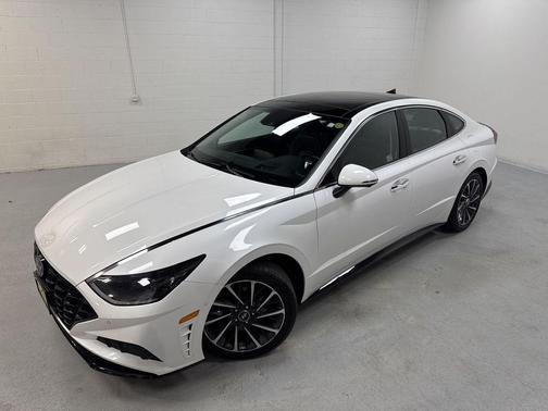 2022 Hyundai SONATA Limited