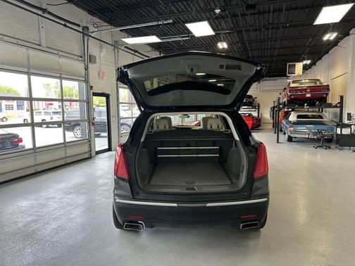 Dark Granite Metallic 2018 Cadillac XT5 Premium Luxury