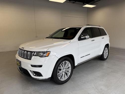 2017 Jeep Grand Cherokee Summit