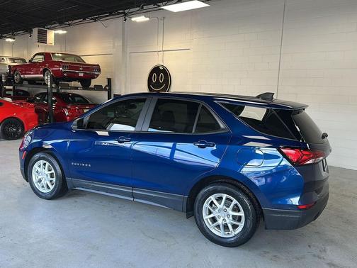 2022 Chevrolet Equinox LS