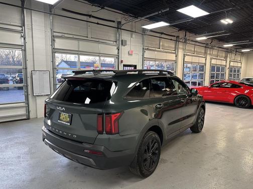 2022 Kia Sorento S