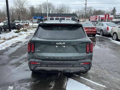 2022 Kia Sorento S