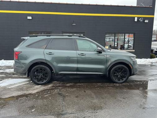 2022 Kia Sorento S