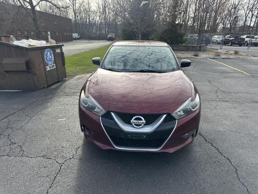 Coulis Red 2016 Nissan Maxima 3.5 S