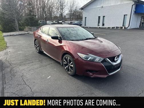Coulis Red 2016 Nissan Maxima 3.5 S