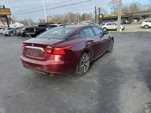 Coulis Red 2016 Nissan Maxima 3.5 S