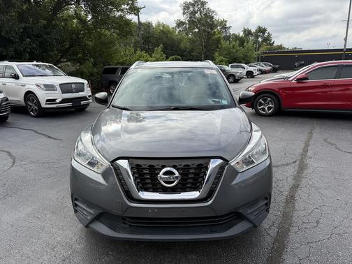 2019 Nissan Kicks S