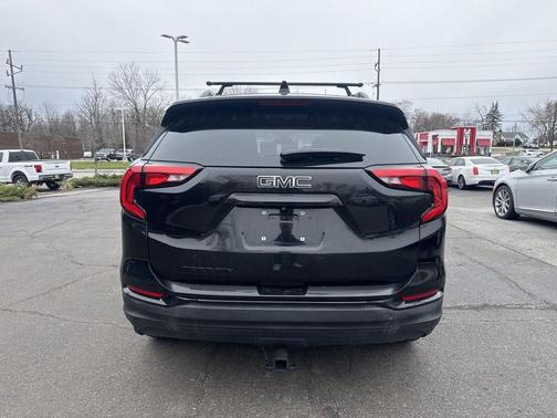 2021 GMC Terrain SLT