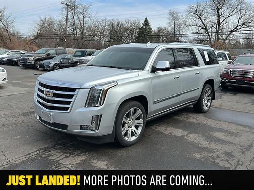 2016 Cadillac Escalade ESV Premium