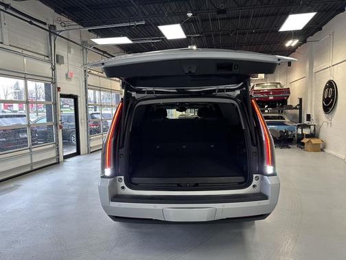 2016 Cadillac Escalade ESV Premium