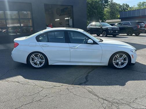 WHITE 2015 BMW 335 335i