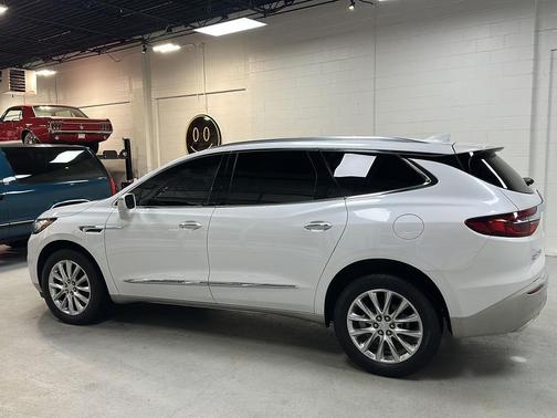 2020 Buick Enclave AWD Essence
