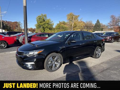 2019 Kia Optima S