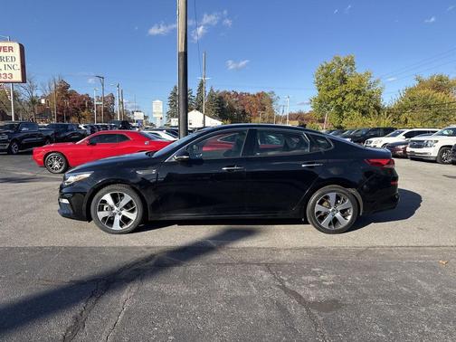 2019 Kia Optima S