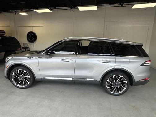 Silver Radiance Metallic 2020 Lincoln Aviator Reserve AWD