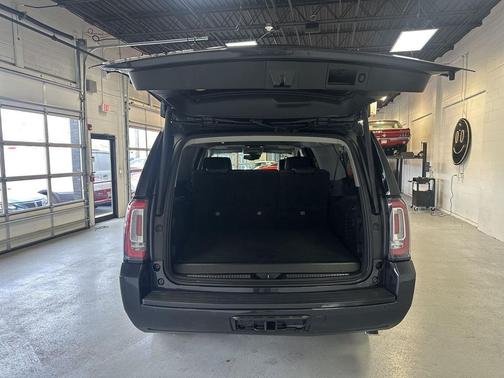 2020 GMC Yukon XL SLT