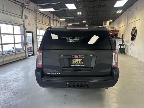 2020 GMC Yukon XL SLT