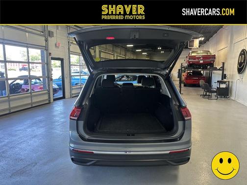 Platinum Gray Metallic 2022 Volkswagen Tiguan 2.0T SE 4MOTION