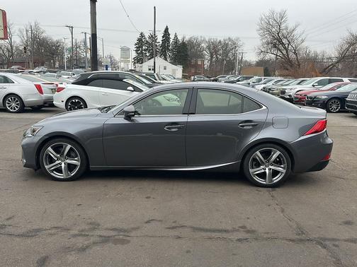 2018 Lexus IS 300 Base