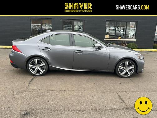 2018 Lexus IS 300 Base