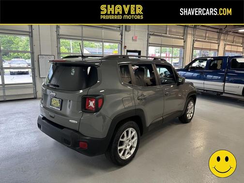 Sting-Gray Clearcoat 2019 Jeep Renegade Latitude
