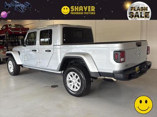2023 Jeep Gladiator Overland